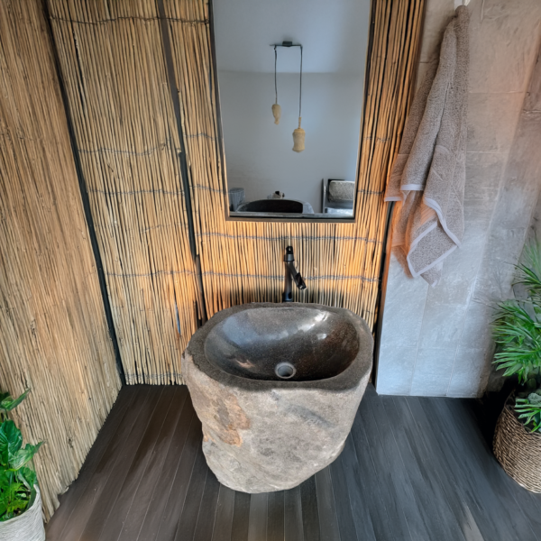 Pedestal River Stone Sink