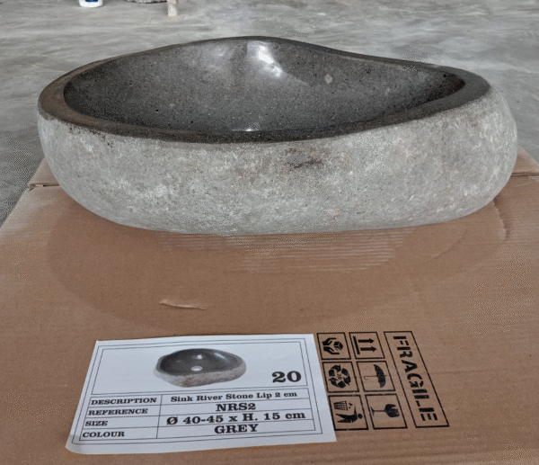 Natural River Stone Lip N°20 – 15 to 18 in