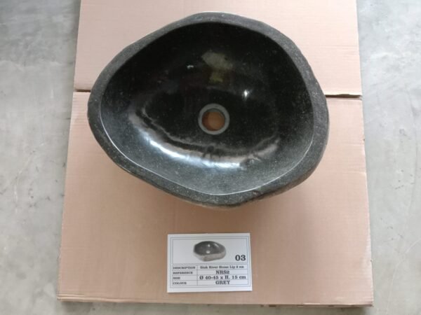 Natural River Stone Lip N°03 – 15 to 18 in - Image 2