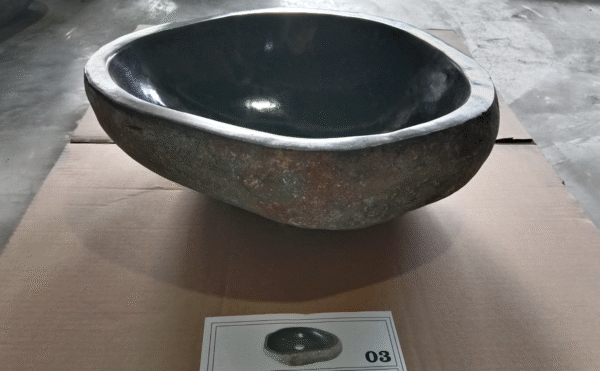 Natural River Stone Lip N°03 – 15 to 18 in