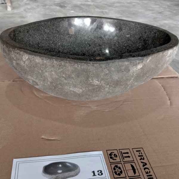 Natural River Stone Lip N°13 – 15 to 18 in