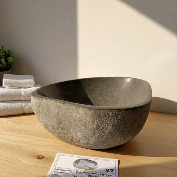 Natural River Stone Lip N°27 – 19 to 22 in